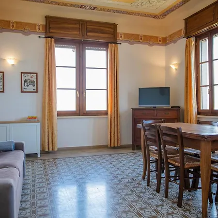 Santa Caterina Apartment *